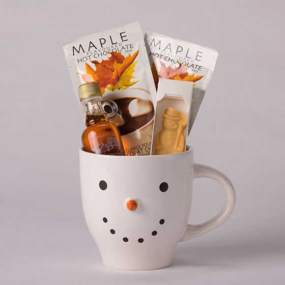 Hot Chocolate Pot Set: Coffee Cups & Mugs